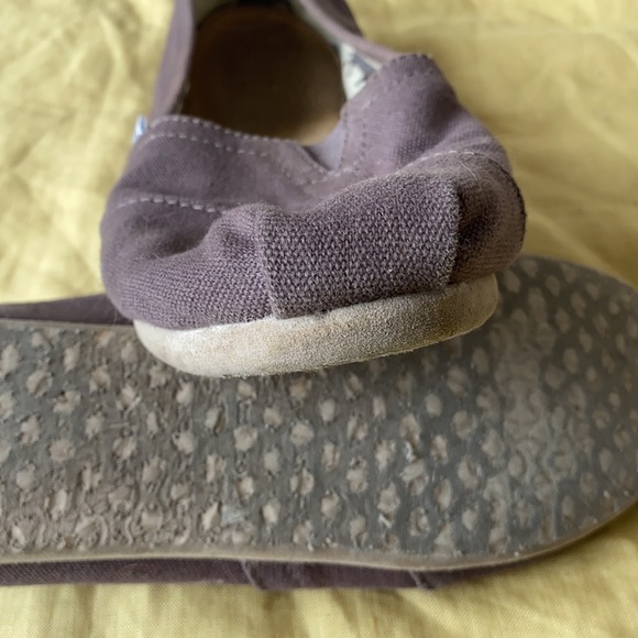 TOMS Classic Grey Slip On - Picture 4 of 4